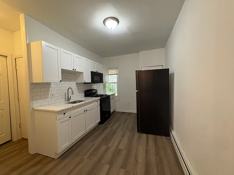 66 Gardner Ave #1 — Photo 1