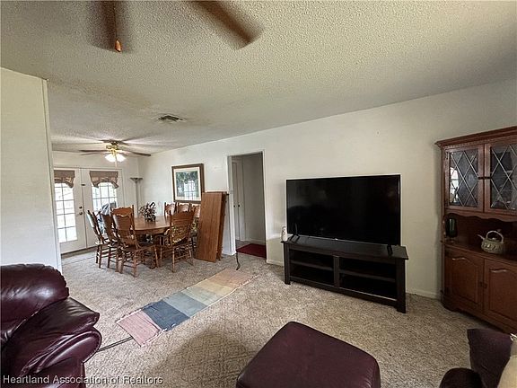 5th image of 26335 Rolling Acres Dr