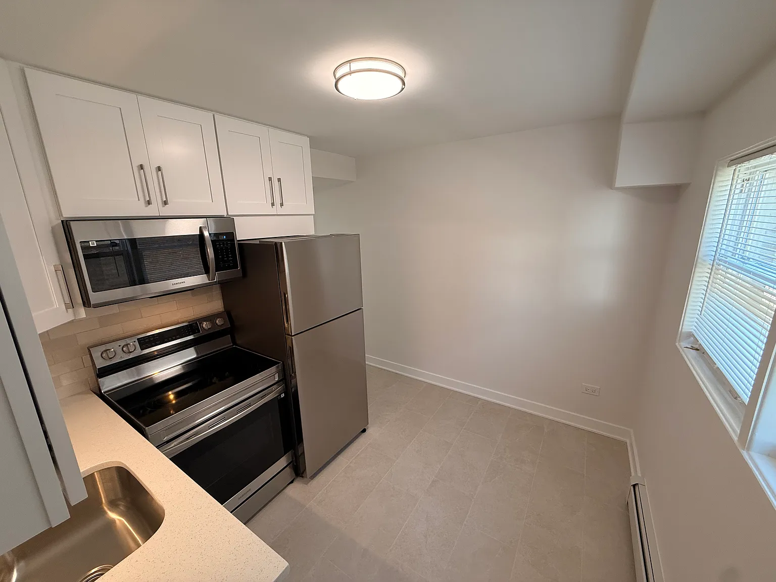 1 bed, 650 sqft, $1,500 — Photo 2