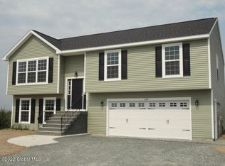 562 Nys 355 Cooper Hill Rd, Wynantskill, NY 12198