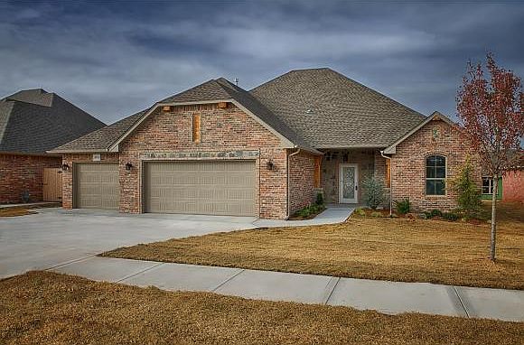 1st image of 3002 Turnberry Ct