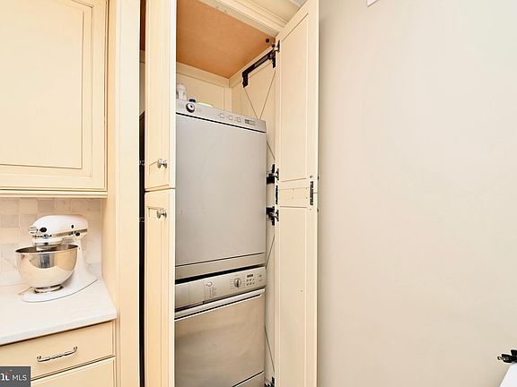 5th image of 5901 Mount Eagle Dr APT 1509