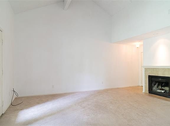 3rd image of 2506 Wedglea Dr APT 104