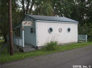 6999 River Rd, Cayuga, NY 13034