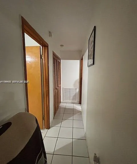 5852 SW 147th Pl — Photo 4