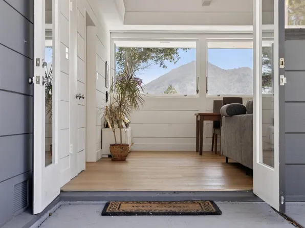 25 Brushwood Lane, Greenbrae, CA 94904
