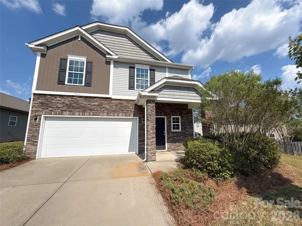 5043 Haven Lodge Rd, Matthews, NC 28104