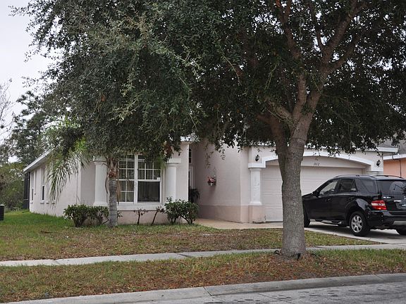 3rd image of 1012 Lake Biscayne Way