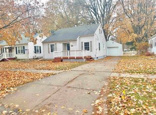 1460 Beecher Ave, Galesburg, IL 61401