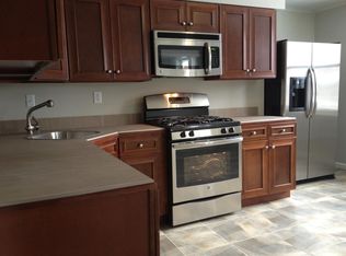 547 E 9th Ave #2, Munhall, PA