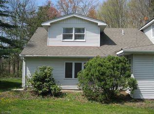 470 River Rd, East Hanover, NJ 07936