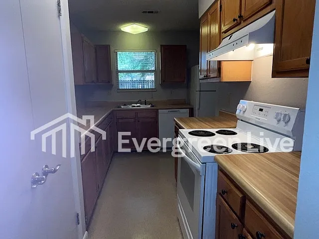 105 Celestin Ct — Photo 6