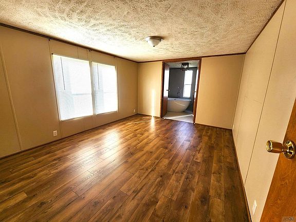 5th image of 129 Fanguy St