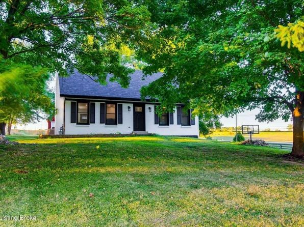 1105 E Highway 22