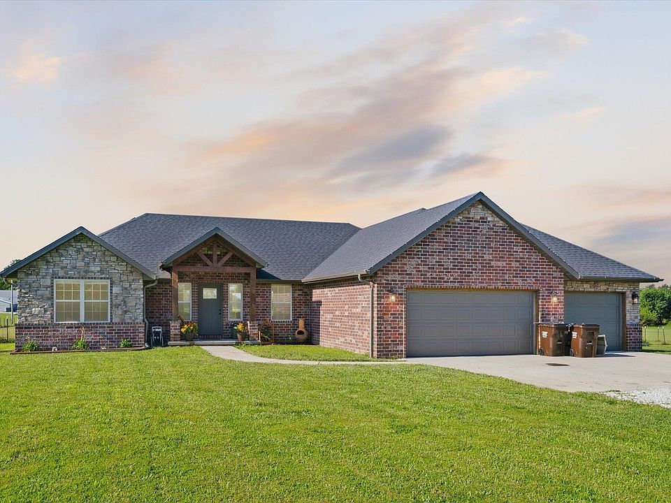 1st image of 206 Maria Road