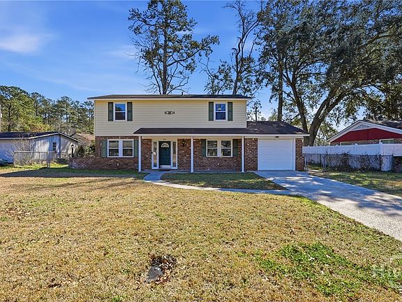 2nd image of 407 Willow Road