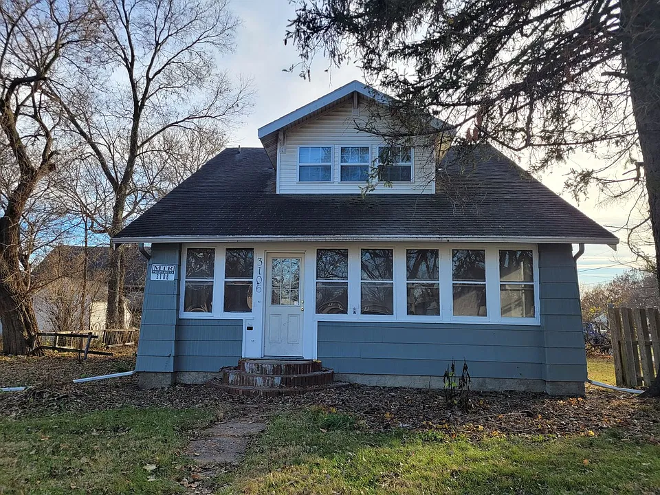 3106 Lincoln Way