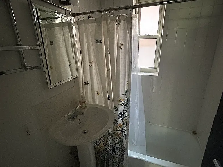 210 E 21st St #3C — Photo 5