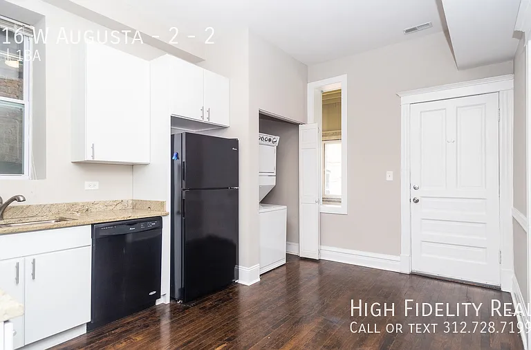 2616 W Augusta Blvd #2 — Photo 3