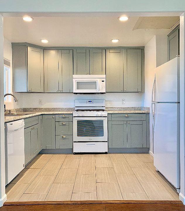 1st image of 475 Taft Ave