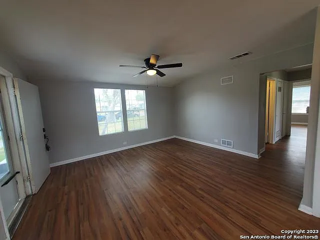 654 Santa Monica St — Photo 11