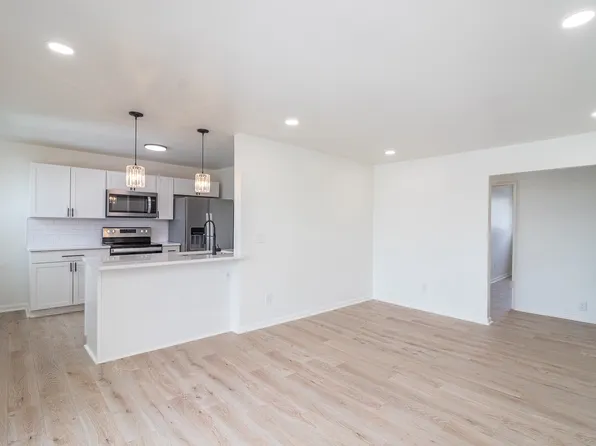901 Mohawk Trl APT 3, Milford, OH 45150