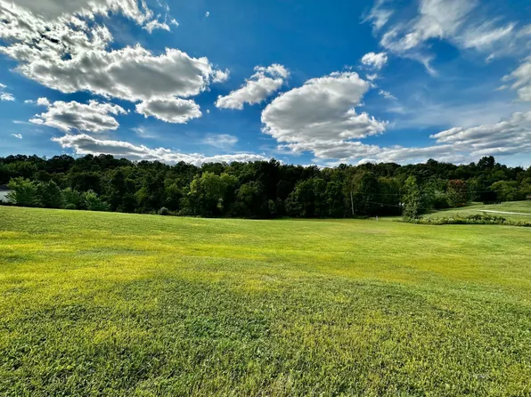 Wood Rd, Albany, OH 45710