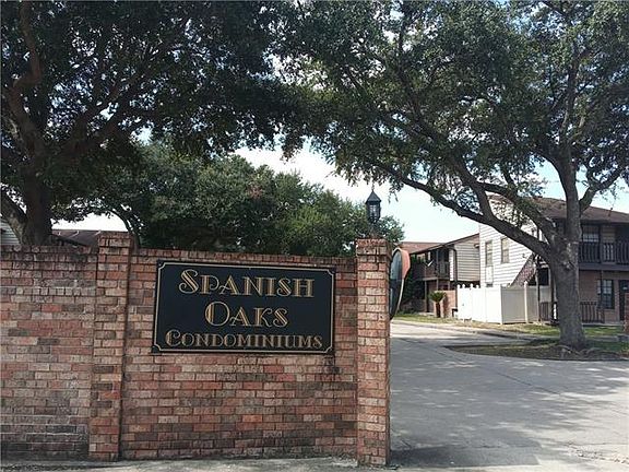 5th image of 2932 Manhattan Blvd Unit 178
