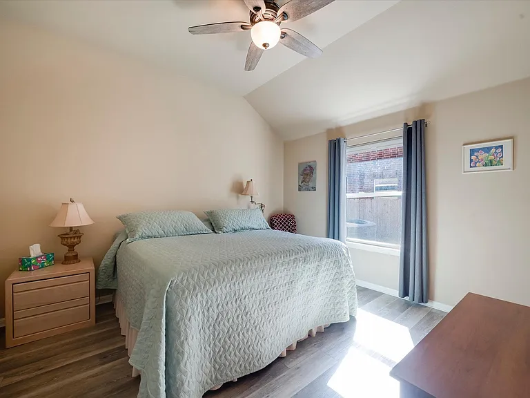 13717 Long Shadow Dr — Photo 26