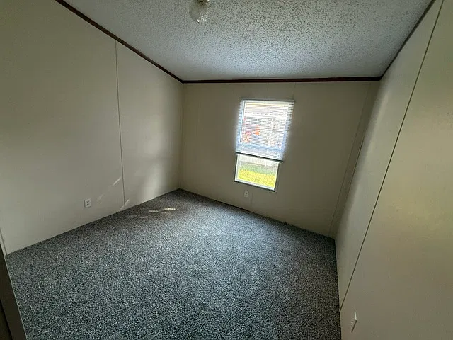 3 Bed 2 bath home — Photo 4