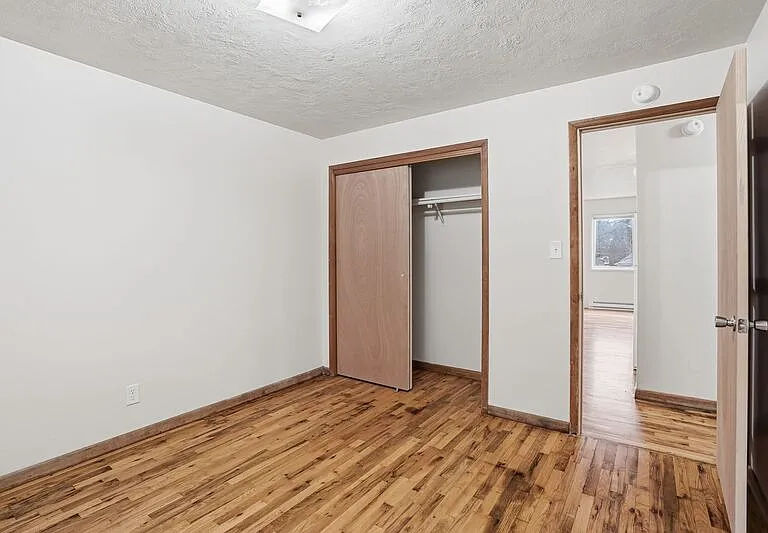 1611 W 8th Ave #6 — Photo 8