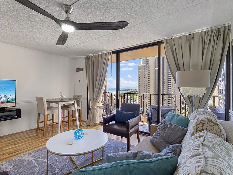 411 Hobron Ln #2608 — Photo 1