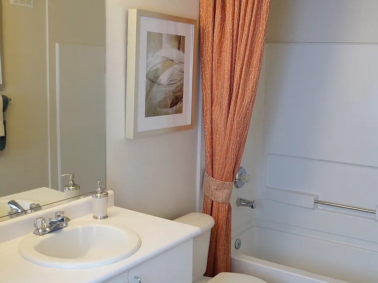 Stone Canyon Apartments — Photo 28