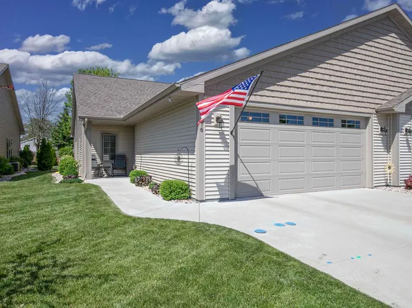1576 Stanton Cir, Appleton, WI 54915