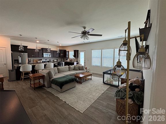 5th image of 700 Skywatch Ln