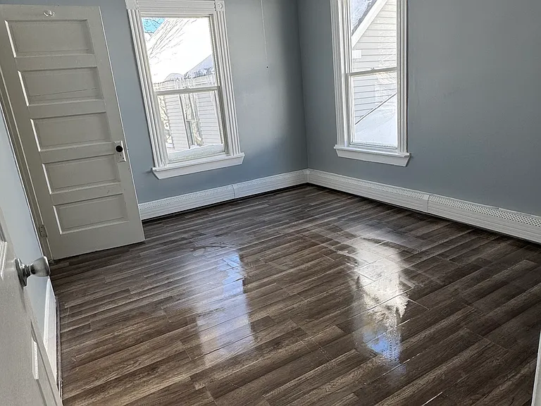 17 Boynton St #2 — Photo 4