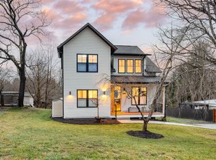 2 Monte Vista Cir, Candler, NC 28715