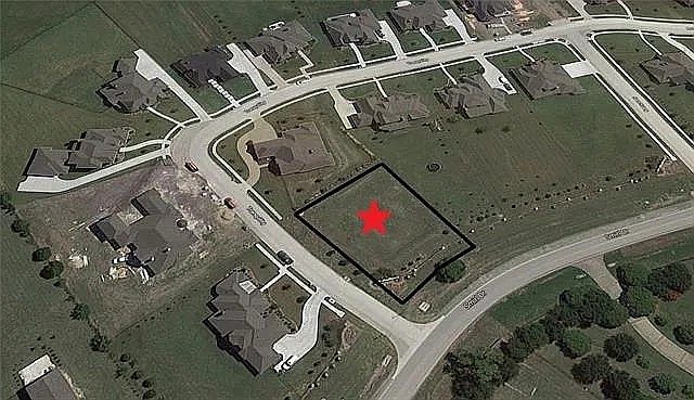 2nd image of 865 Tranquility Dr