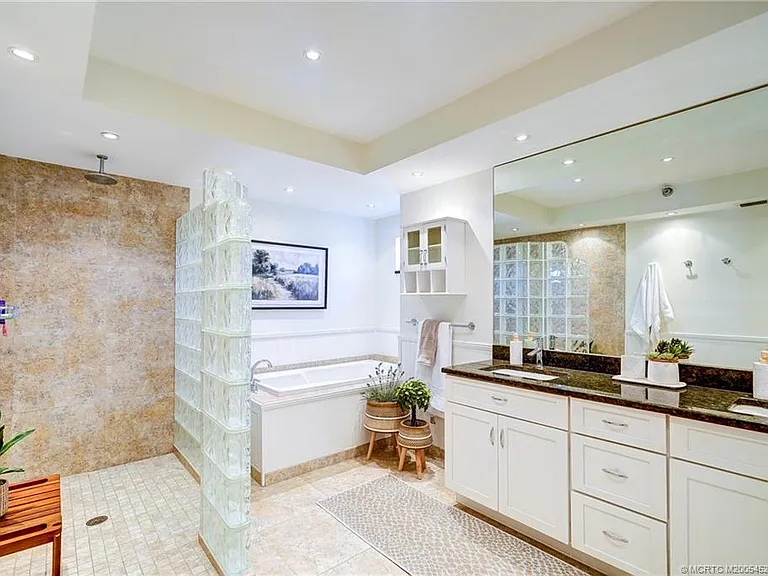 184 NE Edgewater Dr #1206 — Photo 39