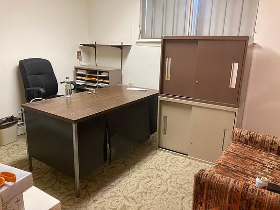 2nd image of 739 Chancellor Ave #8