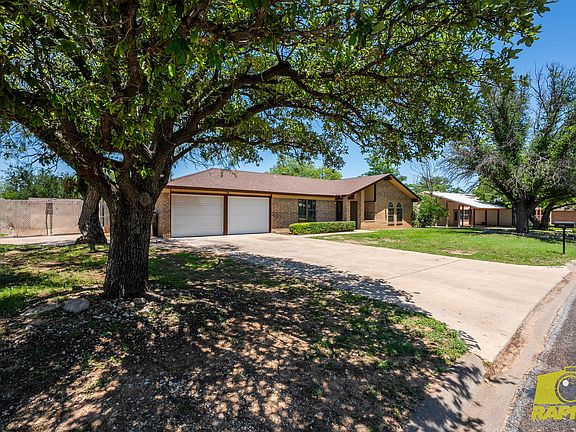 4th image of 1726 Catalina Dr