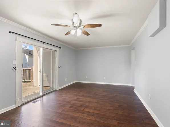 14403 Turin Ln, Centreville, VA 20121