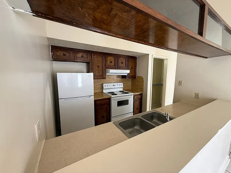 8714 Gsri Ave — Photo 6