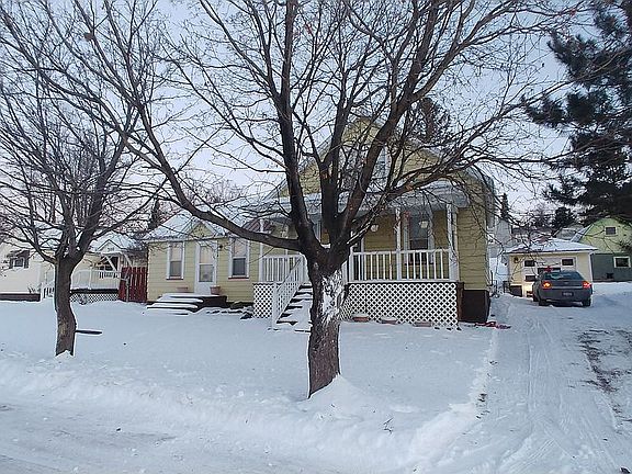 APLHA HOUSES n WINTER