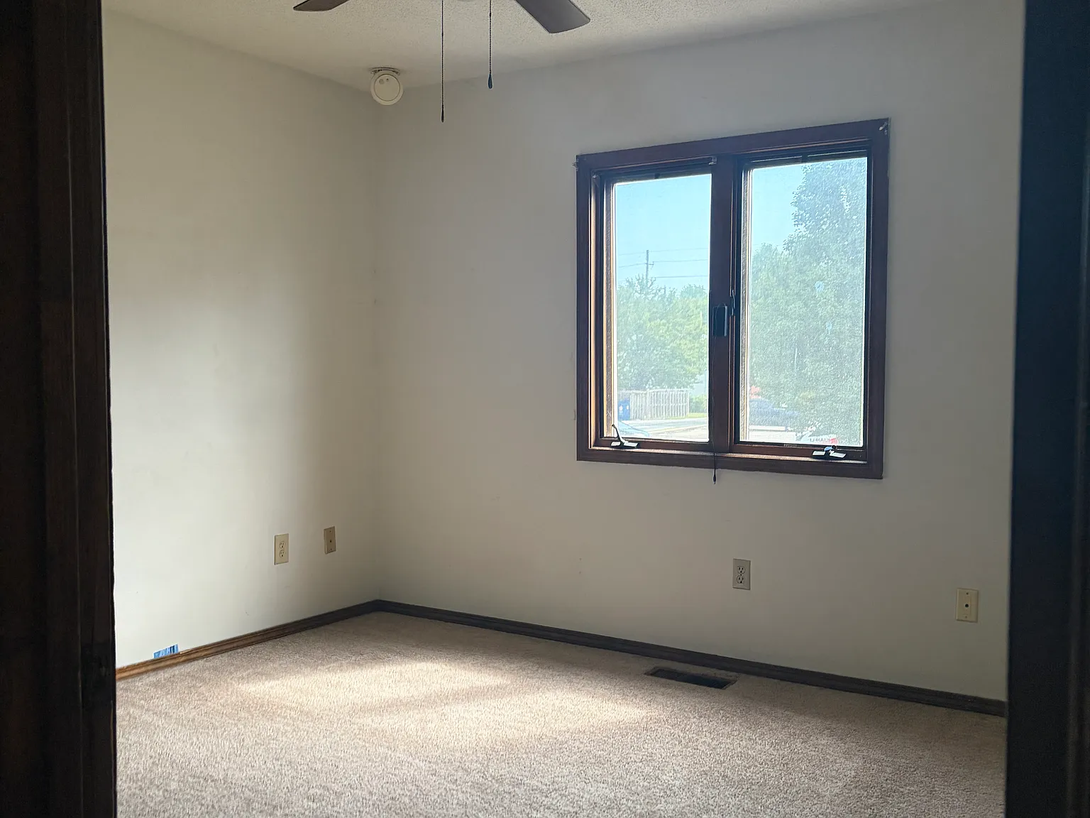 3 bed, 1.5 bath, $1,200 — Photo 1