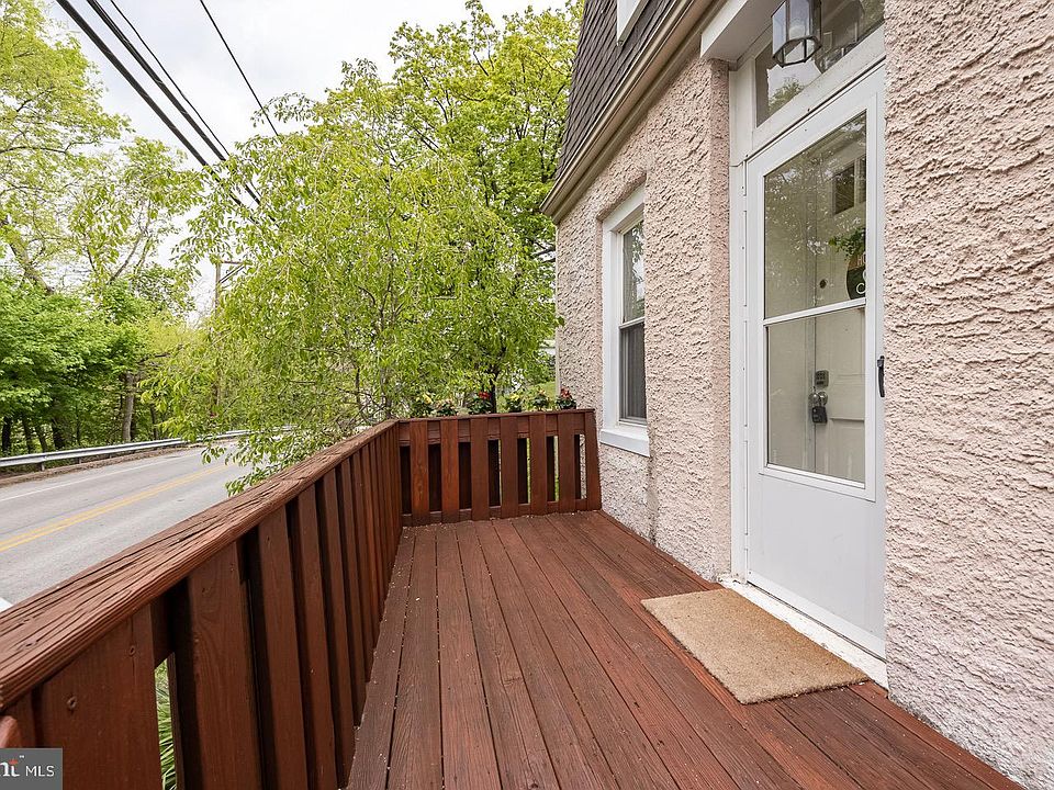 672 Manatawny St, Pottstown, PA 19464 Zillow