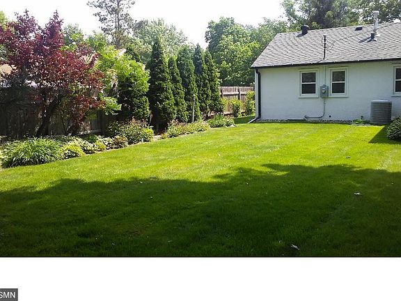 3rd image of 7432 Columbus Ave