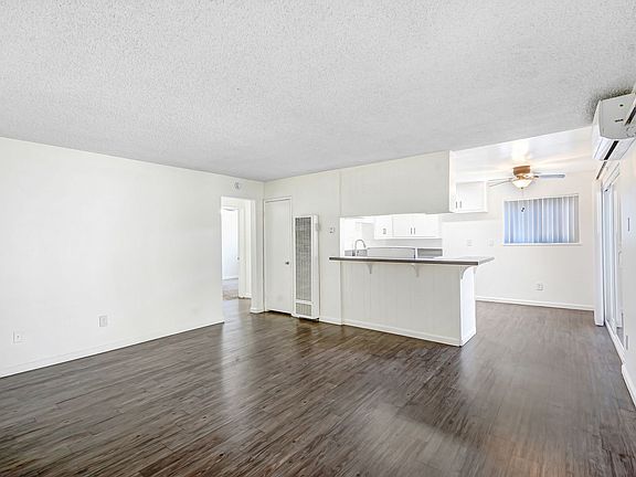 3rd image of 930 Stillman Ave #D