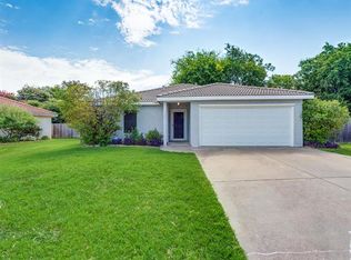 2309 Sundrop Ct, Fort Worth, TX 76108