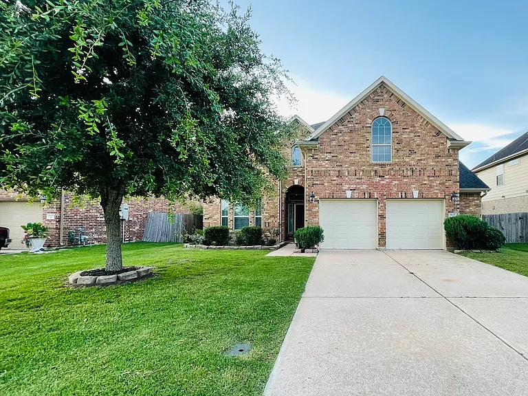 7607 Timberside Dr — Photo 1